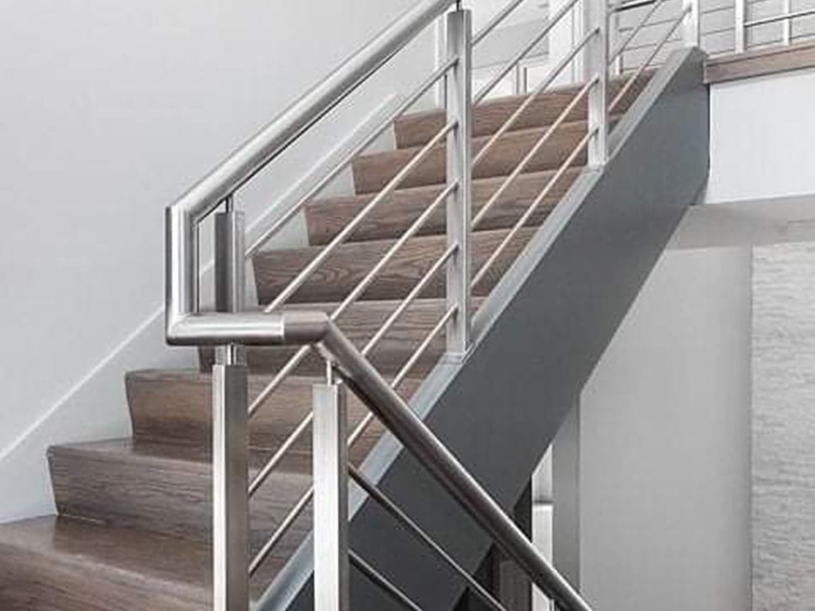 Your staircase too need a treat
